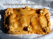 Empanada Manchega con Chorizos