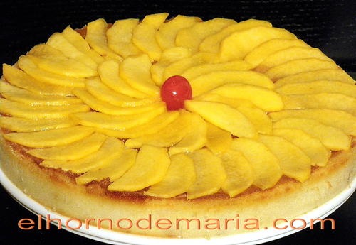 Tarta Flaugnarde (o Flognarde) de Melocotón con Almendras