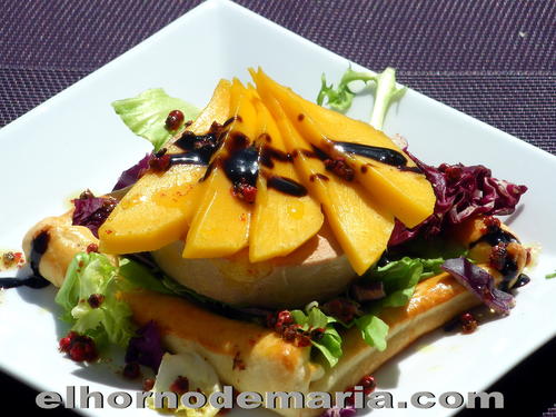 Mousse de Pato con Mango al Aliño de Fresa y Pimienta Rosa